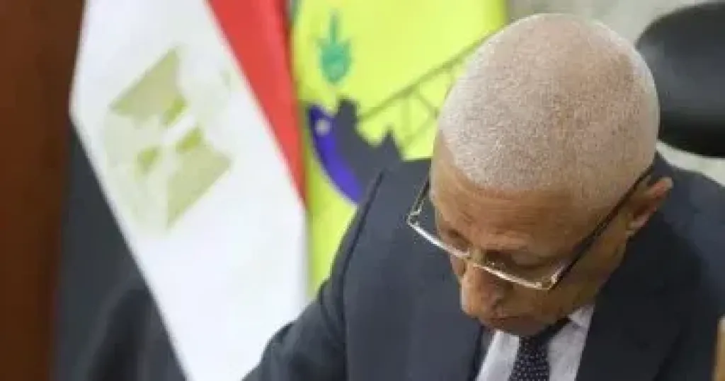 بنسبة نجاح 100%.. محافظ شمال سيناء يعتمد نتيجة الدور الثاني للشهادة الإعدادية