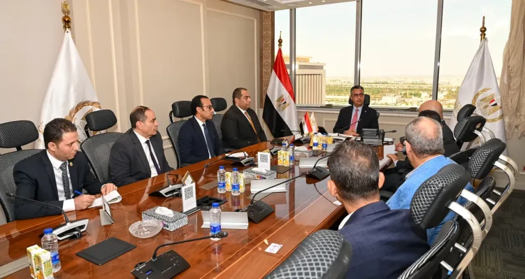 وزير التموين  يبحث مع شعبة صناعة الذهب باتحاد الصناعات المصرية ملفات العمل المشتركة