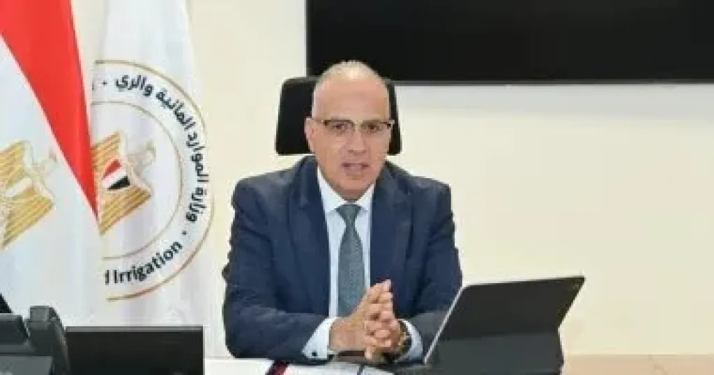 وزير الرى يلتقى عددا من أعضاء مجلسى النواب والشيوخ لمناقشة طلبات المواطنين