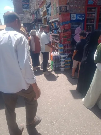 تكثيف حملات إزالة التعديات والإشغالات المخالفة وإعادة الانضباط بالشرقية