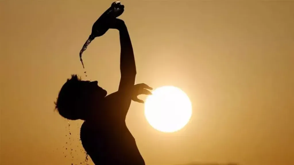 الأرصاد تحذر المواطنين من ارتفاع درجات الحرارة.. وتؤكد المحسوسة الآن على القاهرة 41 درجة