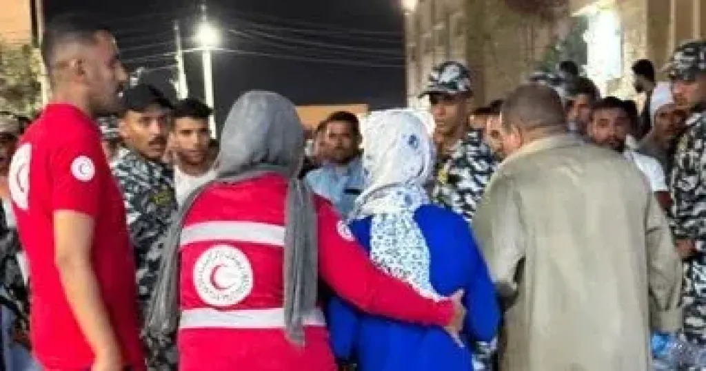 الهلال الأحمر المصري يساند أسر ضحايا حادث الإسماعيلية في استكمال إجراءات الدفن