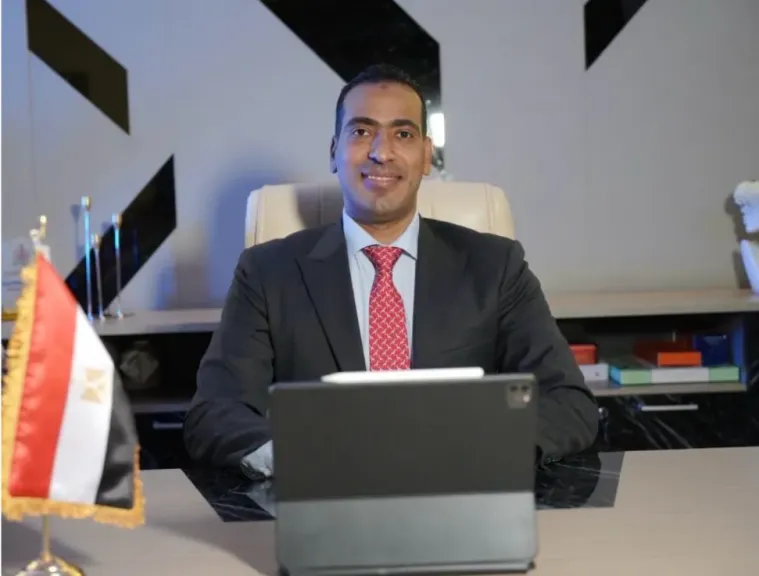 النائب محمود طاهر: اجتماع اتصالات النواب حسم أزمة خطوط المحمول المسجلة ببيانات المواطنين دون علمهم