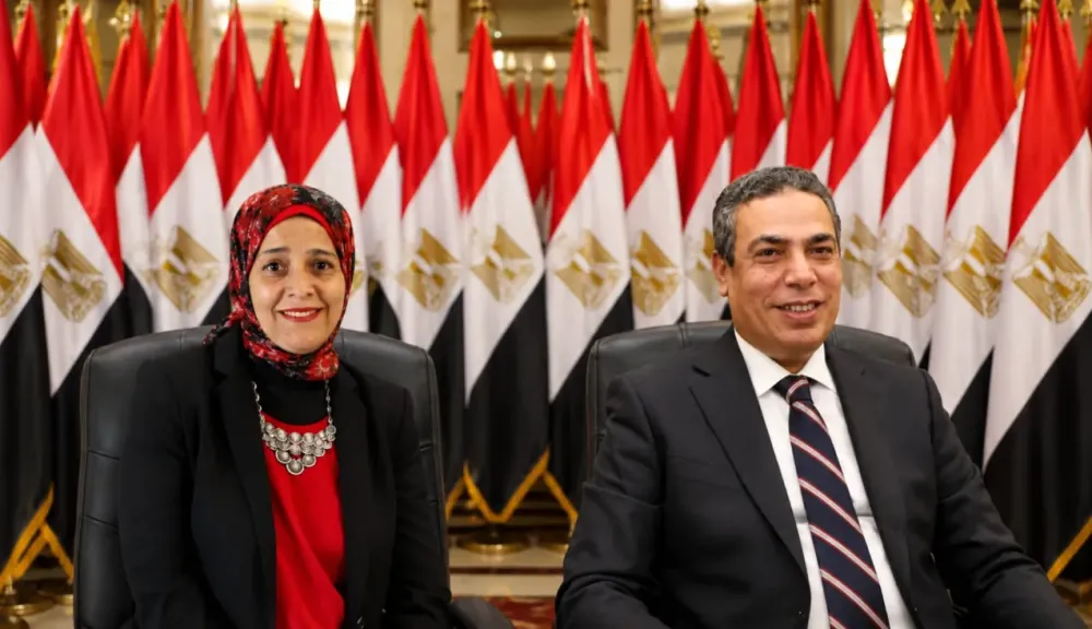 وزير التعليم العالي يشيد بجهود المكتب الإعلامي في توعية الطلاب