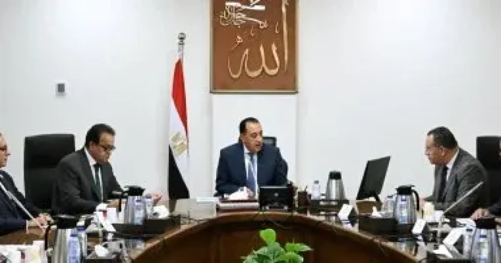 رئيس الوزراء يتابع مستجدات الموقف التنفيذى للمعهد القومى للأورام الجديد 500500