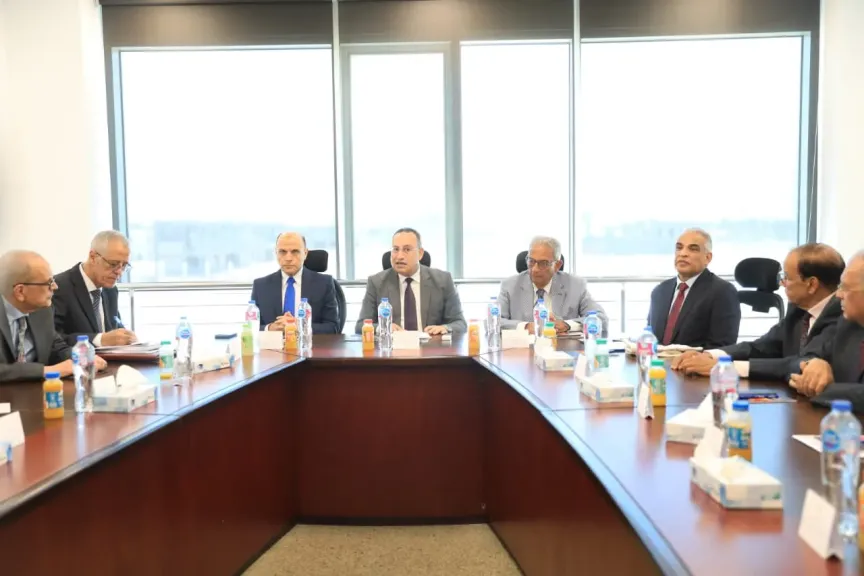 عمرو موسى رئيسًا لمجلس أمناء جامعه طنطا الأهلية