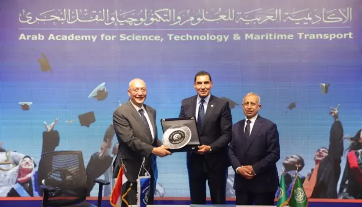 وزير الشباب والرياضة يشهد مراسم توقيع بروتوكولات تعاون بين الأكاديمية العربية وعدد من الأندية الرياضية