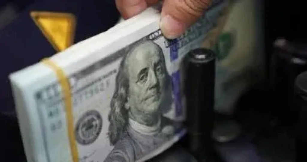 آخر تحديث لسعر الدولار أمام الجنيه داخل بنوك مصر