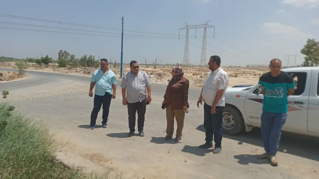 محافظ أسيوط: استمرار تطوير الطرق المؤدية إلى الدير المحرق وآثار مير بالقوصية