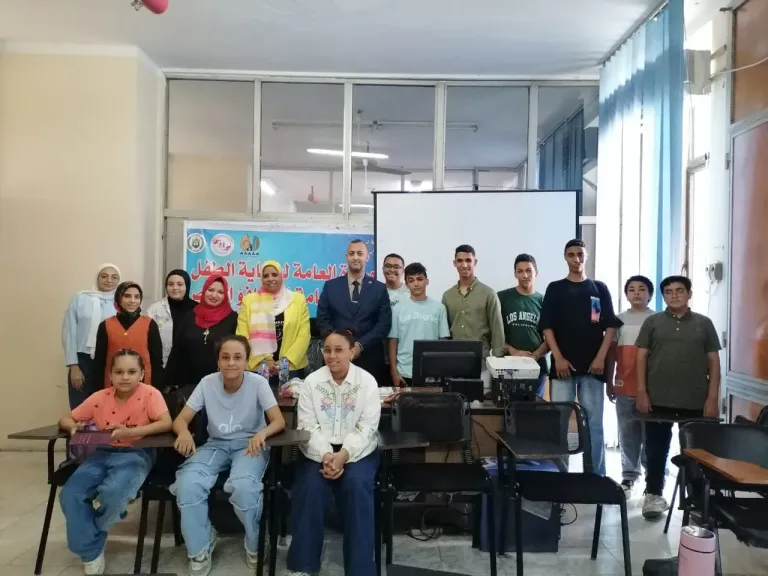 محافظ أسيوط: ندوة توعوية لأطفال منتدى الطفل حول مخاطر الإنترنت والابتزاز