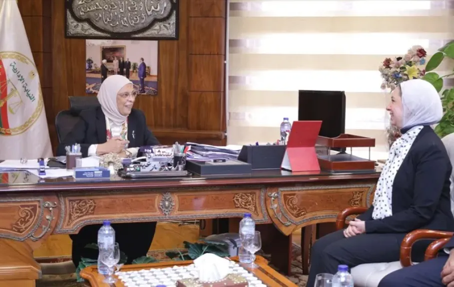 رئيسة النيابة الإدارية تستقبل عميدة كلية القانون بالجامعة المصرية الصينية لتهنئتها بتوليها منصبها |صور