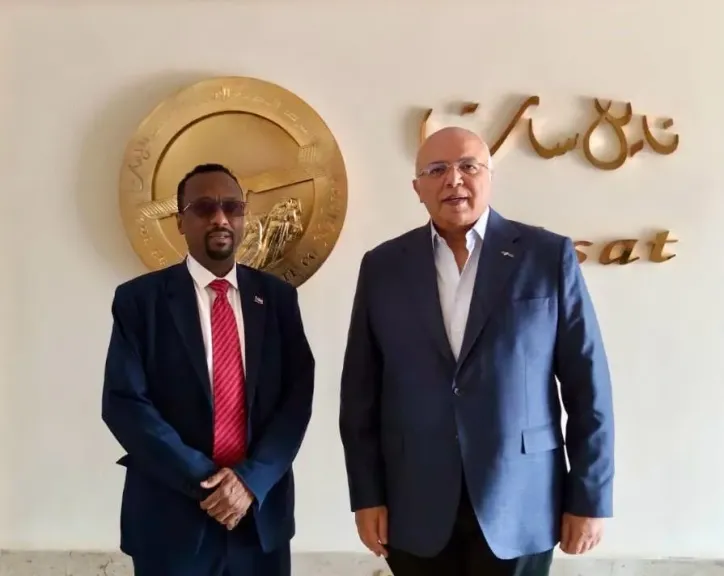 وزير الثقافة والإعلام والآثار والسياحة السوداني يزور الشركة المصرية للأقمار الصناعية