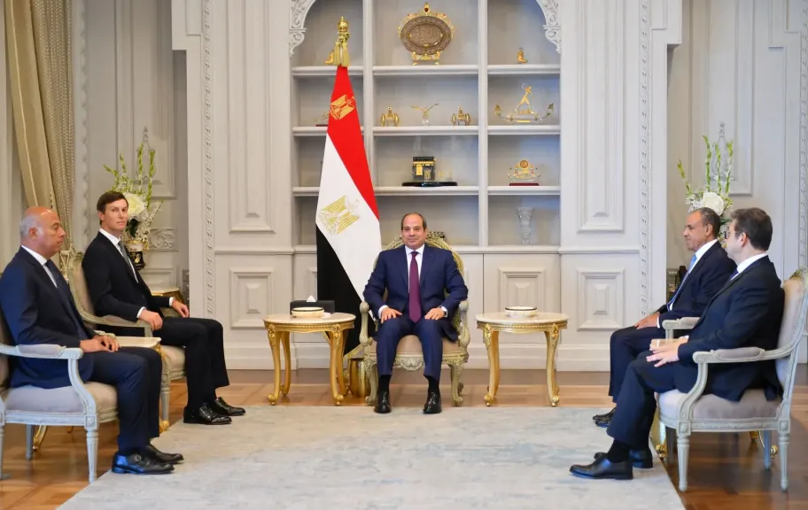 صهر الرئيس الأمريكي يعرب عن تقديره للجهود التي تقوم بها مصر والرئيس السيسي لتعزيز السلم والاستقرار بالمنطقة
