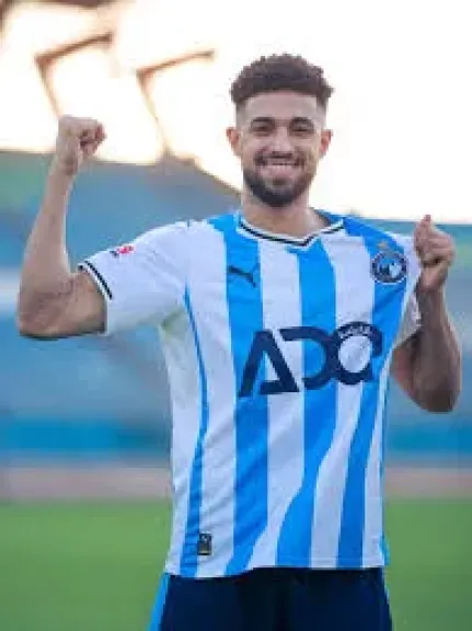يوسف أوباما يقود تشكيل بيراميدز في مواجهة مودرن دبي الإماراتي وديا