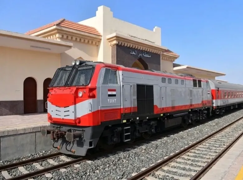 110 رحلة يوميًا على خط القاهرة – الإسكندرية.. «السكة الحديد» تعلن جداول تشغيل القطارات