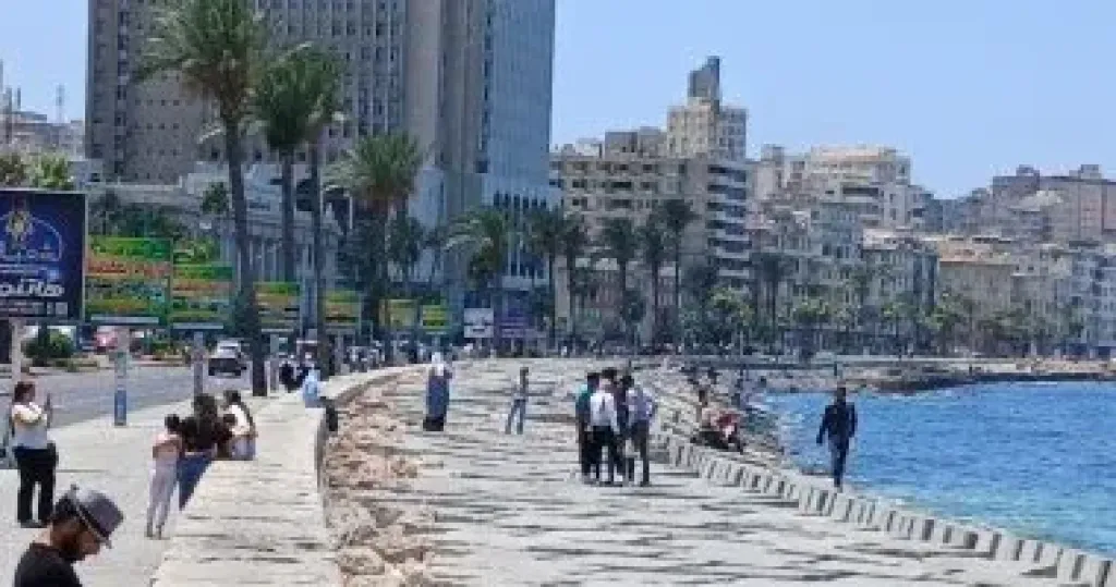 درجات الحرارة اليوم الإثنين 17 أغسطس 2026.. انخفاض طفيف والمحسوسة بالقاهرة 36 درجة