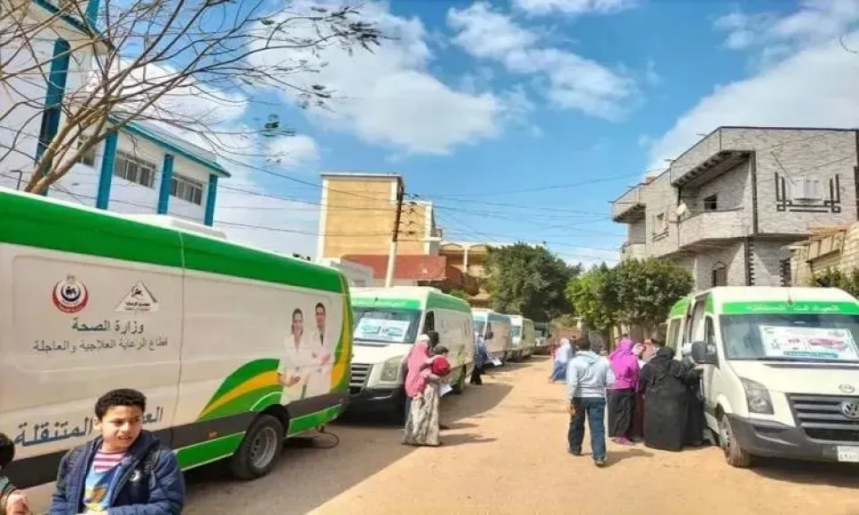 صحة بني سويف تقدم 3200 خدمة طبية مجانية بجبل النور