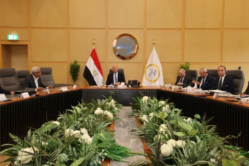 وزير النقل يترأس الجمعية العامة للشركة القابضة للنقل البحري والبري