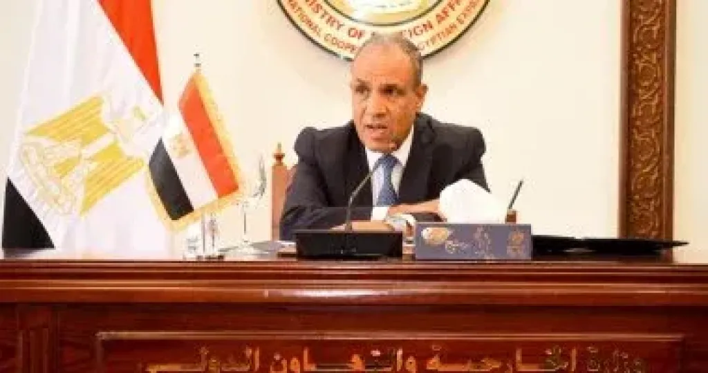وزير الخارجية يلتقي رؤساء البعثات المصرية في الخارج