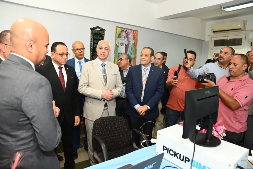 رئيس جامعة أسيوط يفتتح أول جهاز محاكاة متطور لسحب البويضات في مصر والشرق