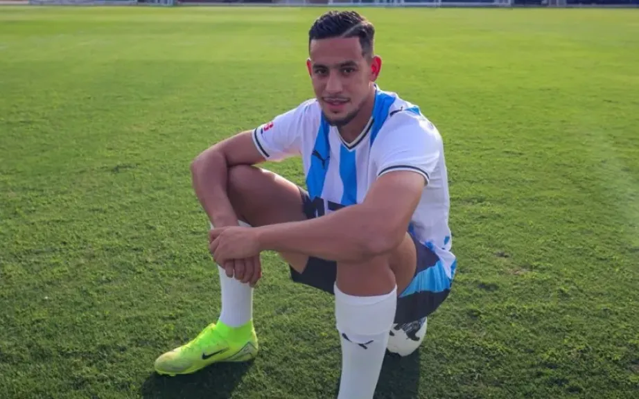 رسميًا.. بيراميدز يعلن التعاقد مع الجزائري أحمد نذير بو علي