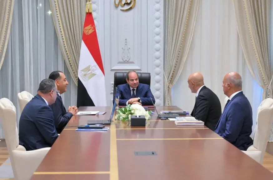 الرئيس السيسي يتابع الاستعدادات الجارية لبدء العام الدراسي الجديد وانتظام العملية التعليمية