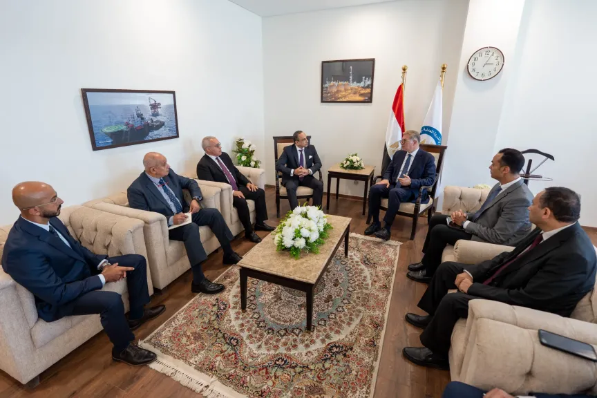 وزير البترول يبحث مع هاليبرتون زيادة الإنتاج والاستفادة من أحدث التكنولوجيات