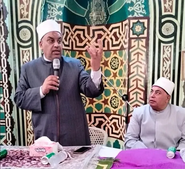 وكيل أوقاف بني سويف يجتمع بالعمال والمؤذنين بإدارة أوقاف سمسطا ويشدد على الانضباط وخدمة بيوت الله