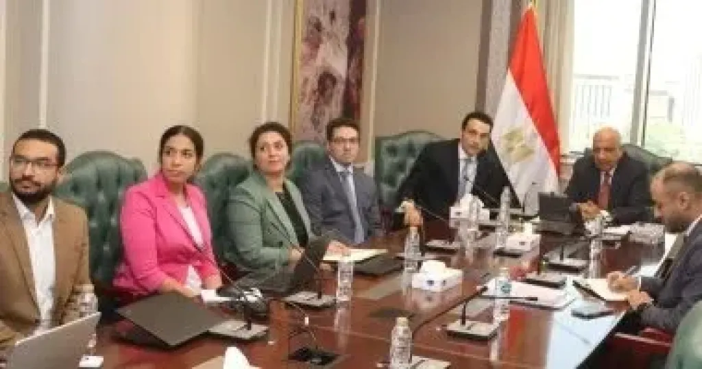 وزير الكهرباء يتابع مع سكاتك النرويجية مستجدات تنفيذ مشروعات الطاقة الشمسية والرياح