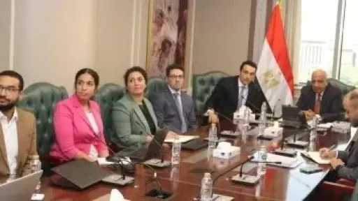 وزير الكهرباء يتابع مع سكاتك النرويجية مستجدات تنفيذ مشروعات الطاقة الشمسية والرياح