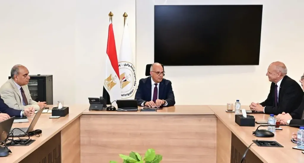 الدكتور سويلم يبحث مع شركة «إكسبوتك الدولية» تعزيز التكامل بين أسبوع القاهرة التاسع للمياه ومعرض ومؤتمر IWWI 2026 بالقاهرة