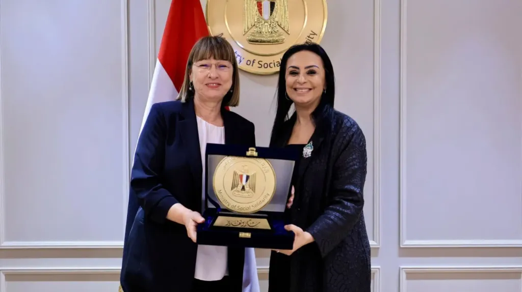 وزيرة التضامن  تلتقي المنسق المقيم للأمم المتحدة في مصر للاشادة بدورها خلال فترة عملها بمصر
