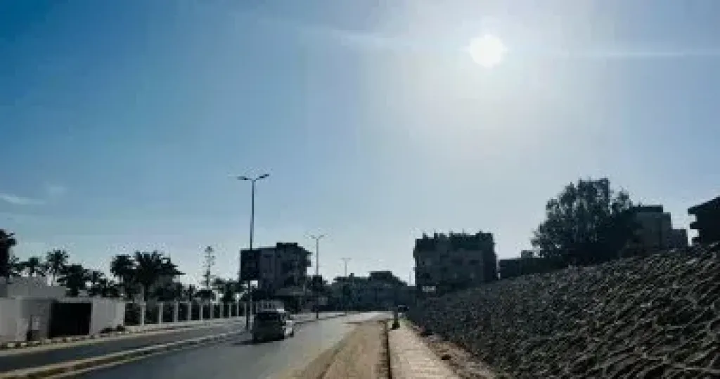 حالة الطقس اليوم الجمعة 21 أغسطس 2026.. حار رطب وارتفاع الأمواج يتجاوز 3 أمتار بهذه المناطق