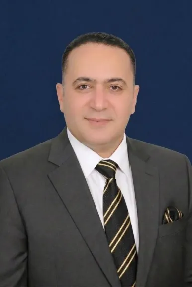 أحمد المقدم  رئيس مدينة كفر صقر .. رجل المهام الصعبة