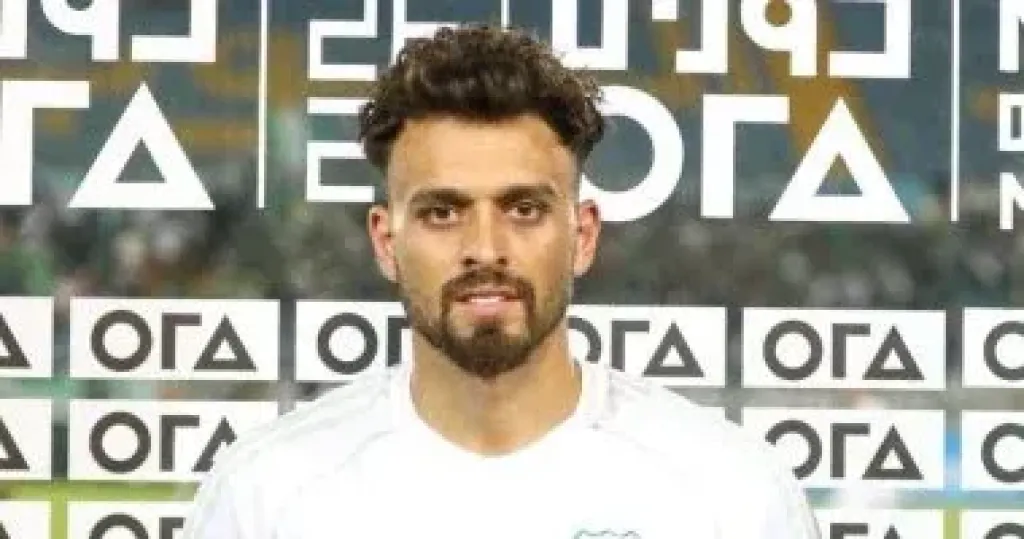 احتفال خاص من جماهير المصري بصلاح محسن بعد هدف الفوز أمام سموحة