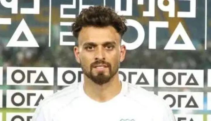 احتفال خاص من جماهير المصري بصلاح محسن بعد هدف الفوز أمام سموحة