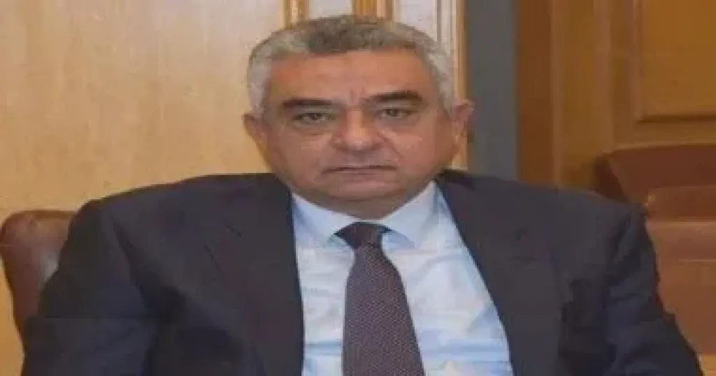 رئيس شُعبة الورق يعلن عن بشرى سارة لأولياء الأمور قبل بداية العام الدراسى الجديد