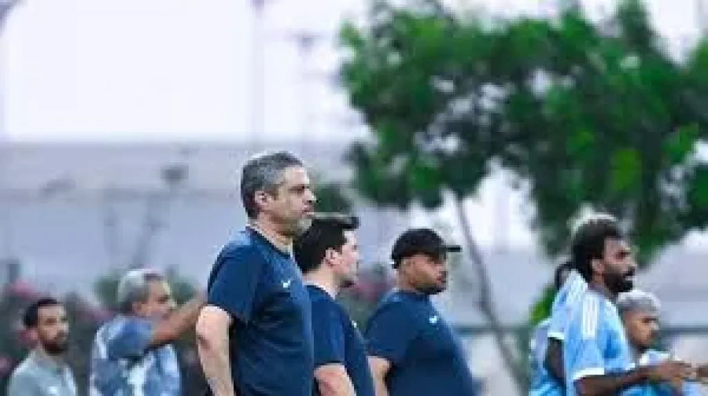 جلسة بين معتمد جمال ولاعبي الزمالك قبل مواجهة البنك الأهليك ظظزظظ