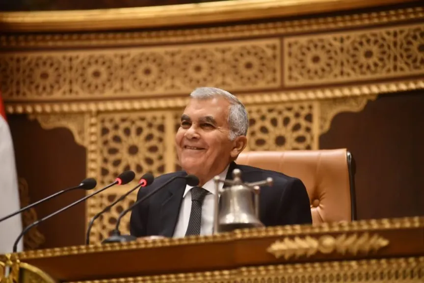 رئيس مجلس الشيوخ يهنئ الرئيس السيسي بمناسبة ذكرى المولد النبوى الشريف