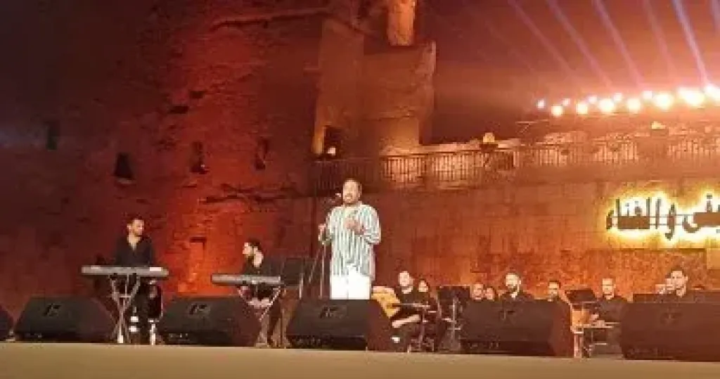 علي الحجار يستعيد ذكريات أغاني الدراما في حفل مهرجان القلعة