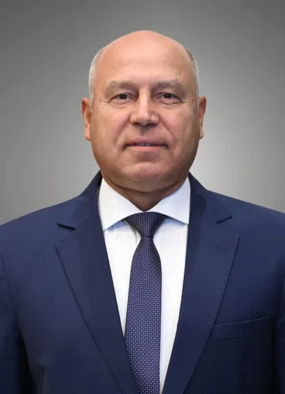 وزير النقل يهنئ فخامة رئيس الجمهورية بمناسبة ذكرى المولد النبوي الشريف
