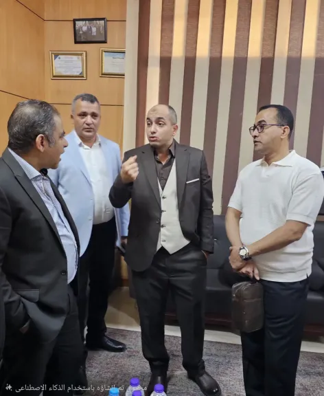 استعدادا للعام الدراسى الجديد مدير تعليم أسيوط يتفقد أعمال الصيانة