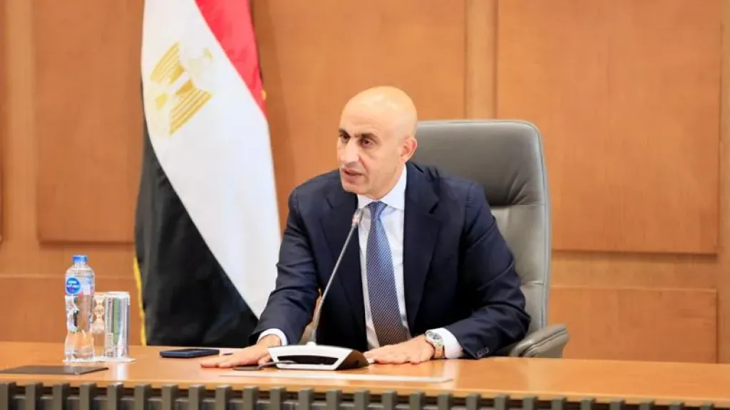 ”الجيش يقدر ينتصر على العدو في أي زمان”.. وزارة التعليم توثق للردع والفخر في منهج البكالوريا