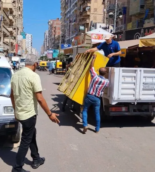 رفع ٢٠٣ حالة إشغال طريق.. بشوارع كفر الدوار ومتابعة مستمرة لنفق المدينة
