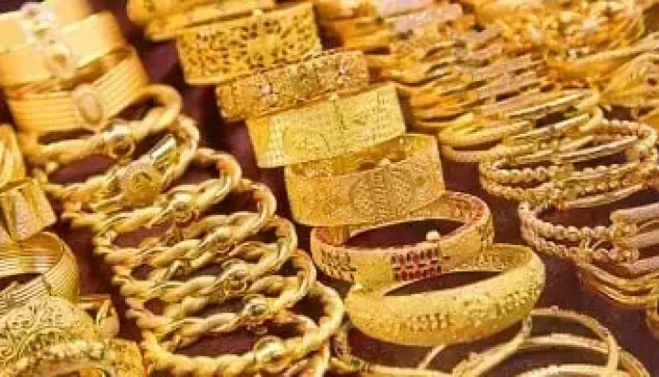 سعر الذهب عيار 14 اليوم الثلاثاء 25 أغسطس يصل إلى 4433 جنيهًا