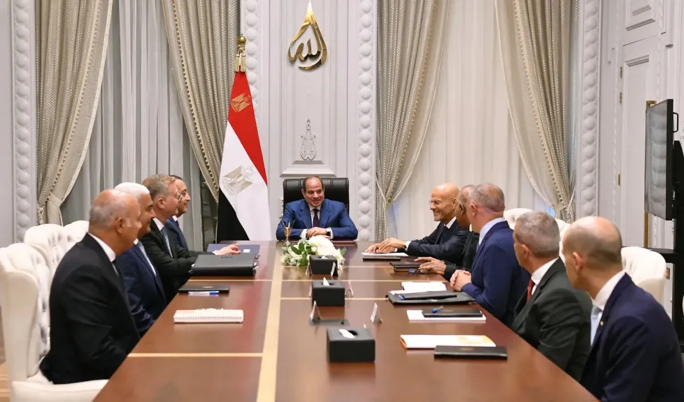الرئيس السيسي يستقبل الرئيس التنفيذي لشركة ”إيني” الإيطالية| صور