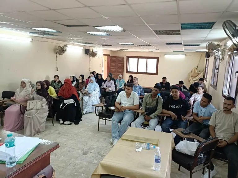 زراعة الشرقية :ندوة حقلية عن محصول دوار الشمس واختتام تدريب الطلاب