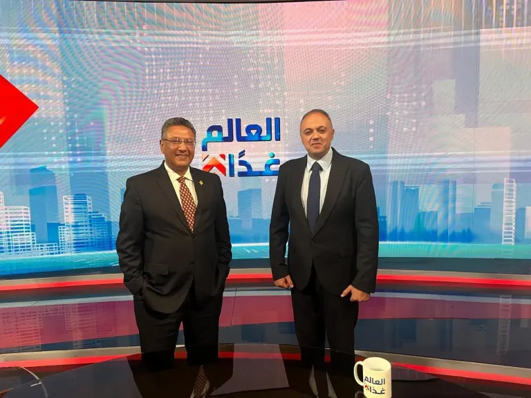 د. أحمد قنديل لـ «العالم غدًا»:العلاقات الاقتصادية بين مصر و الصين تشهد شراكة إستراتيجية شاملة و متنامية