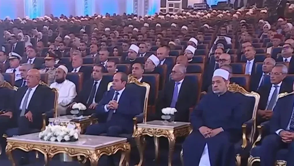الرئيس السيسي: نحن كدولة لا نسوق الحجج.. وطلبت منذ أشهر من الحكومة موافاتي بحجم المديونية ومقارنتها بحجم الدعم