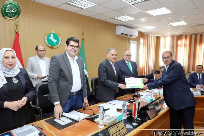 تنفيذى الشرقية المحافظ يقررإلغاء الفقرات الفنية والاستعراضية